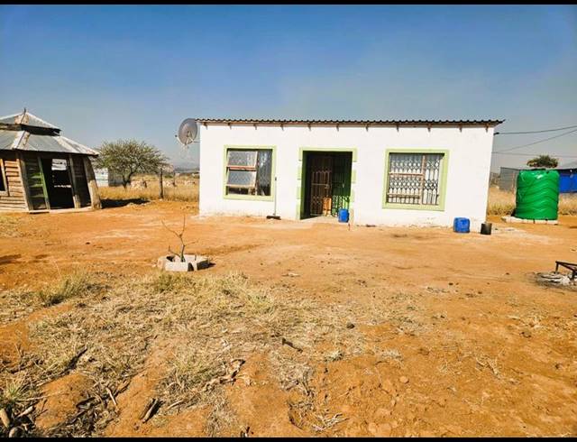 2 BEDROOM HOUSE FOR SALE IN MANKWENG